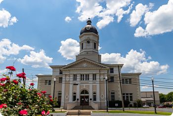 Picture of the Claiborne County Courthouse